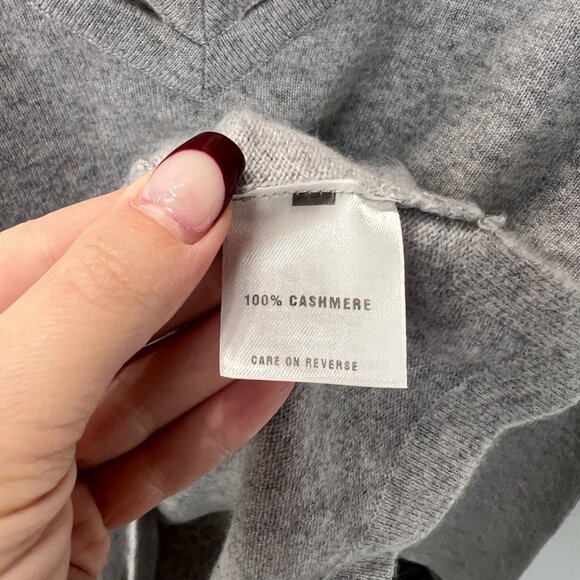 $595 St. John Gray Cashmere Cut-Out V-Neck Pullover size XL - Picture 9 of 9